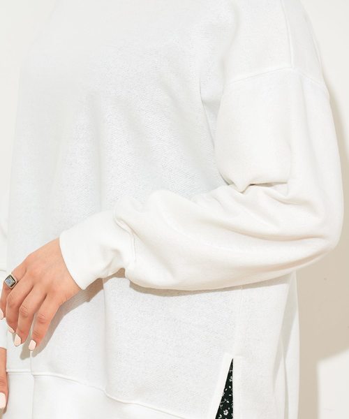 natural couture（ナチュラルクチュール）の「裏毛ビックプルオーバー（スウェット・レディース・オフホワイト/スミクロ/ベージュ/サックスブルー・FREE）」の12枚目の写真