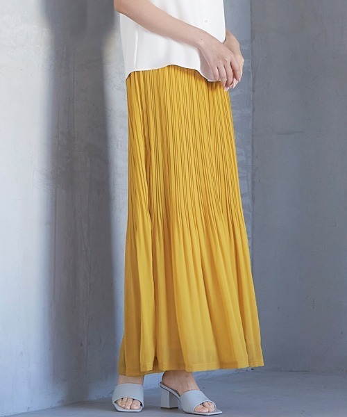 RANAN（ラナン）の「シフォンプリーツマキシスカート（スカート・レディース・ブラック/ブラウン/イエロー/チェック/レオパード/ブラック系その他/レッド系その他/ブルー系その他/アニマル/その他1/ブラック×ホワイト/ピンク/グリーン/ベージュ系その他/ライトグレー/オレンジ系その他/ネイビー/ブラック系その他2/ベージュ系その他2・LL/M/L）」の12枚目の写真