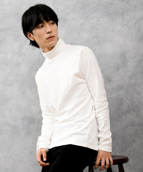TopIsm（トップイズム）の「タートルネック スムース起毛 カットソー Tシャツ（Tシャツ/カットソー・メンズ・ホワイト/ブラック/チャコール/グレー・LL/M/L）」の2枚目の写真