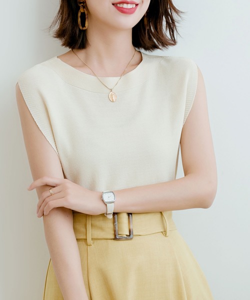 SAISON DE PAPILLON(セゾンドパピヨン)の「ベーシックノースリーブサマーニット(Tシャツ/カットソー・レディース・ホワイト/ブラック/ブルー/ベージュ/ブラウン/ピンク/ブルー系その他/グリーン系その他/ネイビー・フリー)」の15枚目の写真