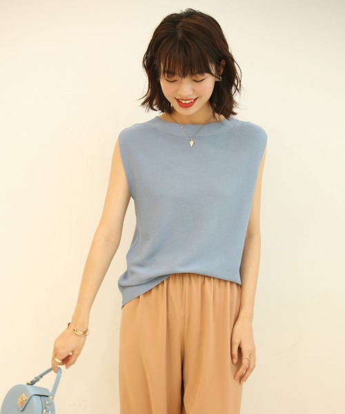 SAISON DE PAPILLON(セゾンドパピヨン)の「ベーシックノースリーブサマーニット(Tシャツ/カットソー・レディース・ホワイト/ブラック/ブルー/ベージュ/ブラウン/ピンク/ブルー系その他/グリーン系その他/ネイビー・フリー)」の16枚目の写真