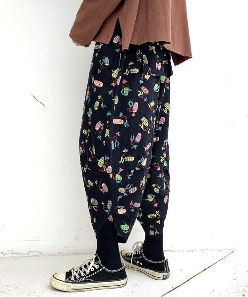 neos（ネオス）の「【neos -addictive design-】バルーンシルエット フレンチリネン アンクル クロップド サルエルパンツ（その他パンツ・メンズ・ホワイト/ブラック/ベージュ/ネイビー/カーキ/サックスブルー/ピンク/ブラック系その他/ブルー系その他/ブラック系その他2・MEDIUM/LARGE/X-LARGE/XX-LARGE/XXX-LARGE/XXXXX-LARGE/XXXX-LARGE）」の22枚目の写真