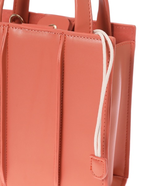 fifth(フィフス)の「スクエアデザインカラー2wayショルダーバッグ(ショルダーバッグ・レディース・オレンジ/グリーン/ホワイト・FREE)」の7枚目の写真