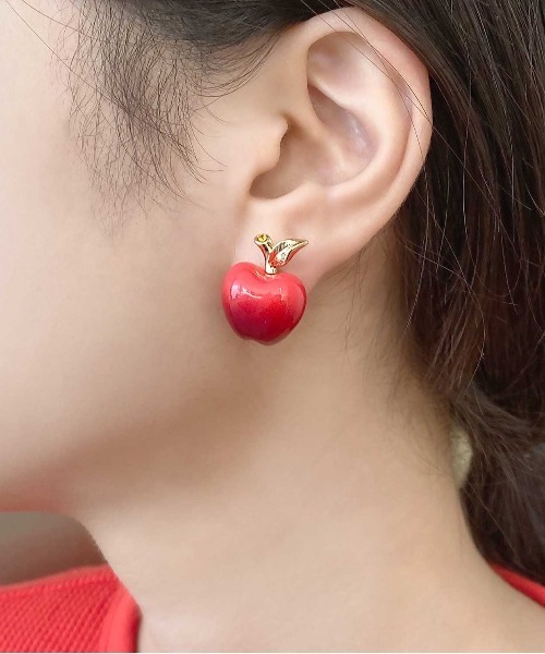 PLUS VENDOME（プラス ヴァンドーム）の「赤りんご イヤリング