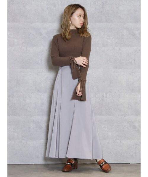 dazzlin（ダズリン）の「ふわとろフレアスリーブトップス（ニット/セーター・レディース・ブラック/ブラウン/アイボリー・FREE）」の10枚目の写真