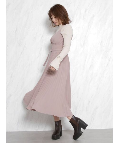 dazzlin（ダズリン）の「ふわとろフレアスリーブトップス（ニット/セーター・レディース・ブラック/ブラウン/アイボリー・FREE）」の12枚目の写真