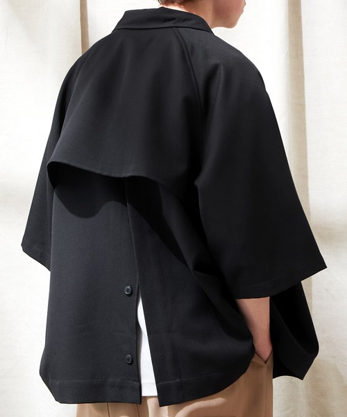 EMMA CLOTHES（エマクローズ）の「TRストレッチ ビッグシルエット ラグランスリーブ ヨークトレンチシャツ/バックロングベンツ(1/2 Sleeve) EMMA CLOTHES（シャツ/ブラウス・メンズ・ブラック/スモークグレー/ブラウン系その他/ライラック/ライトグレー・FREE）」の20枚目の写真