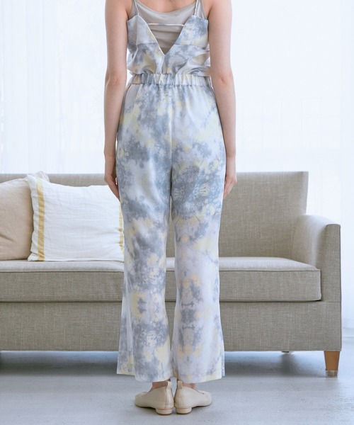 VIS（ビス）の「【コラーゲン加工】【ViSage】リサイクルサテンタイダイ柄イージーパンツ（ルームウェア/パジャマ・レディース・ピンク系その他2/ブルー系その他4・FREE）」の7枚目の写真