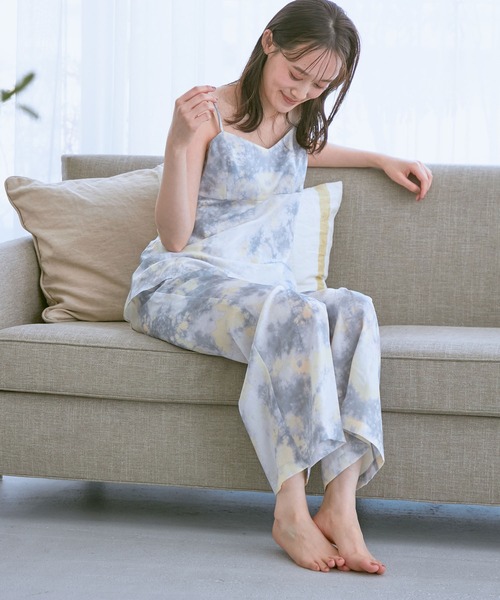 VIS（ビス）の「【コラーゲン加工】【ViSage】リサイクルサテンタイダイ柄イージーパンツ（ルームウェア/パジャマ・レディース・ピンク系その他2/ブルー系その他4・FREE）」の3枚目の写真