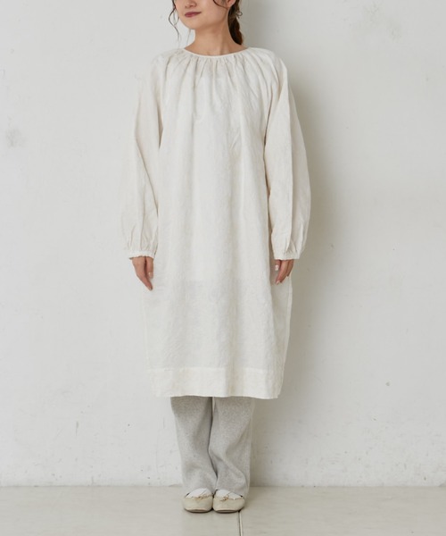 PUAL CE CIN（ピュアルセシン）の「ボタニカル刺繍ワンピース（ワンピース・レディース・ホワイト/グレー・FREE）」の10枚目の写真