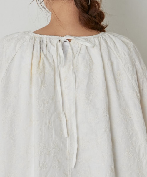 PUAL CE CIN（ピュアルセシン）の「ボタニカル刺繍ワンピース（ワンピース・レディース・ホワイト/グレー・FREE）」の14枚目の写真