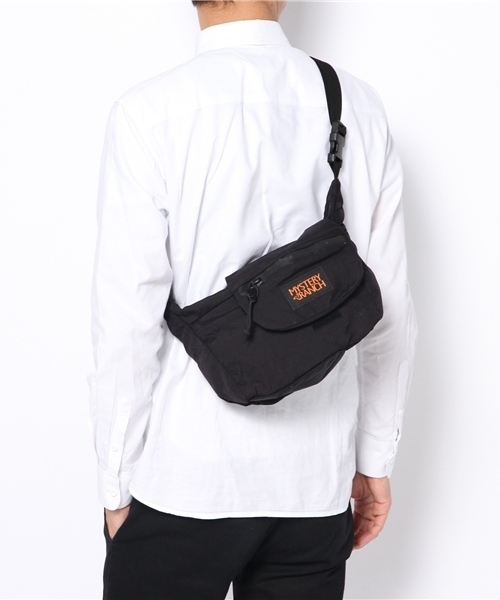 bpr BEAMS(ビーピーアール ビームス )の「MYSTERY RANCH / A5 BAG(ショルダーバッグ・メンズ・ブラック/ブラウン系その他/その他1・ONE SIZE)」の14枚目の写真