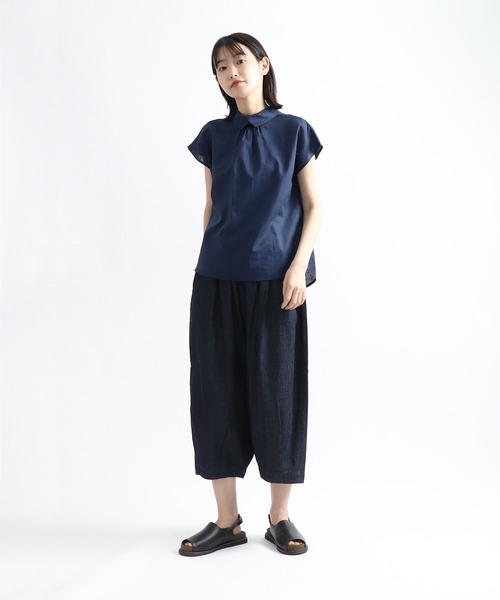 ALCEDO (アルセド)の「【 ALCEDO / アルセド 】 バックボタンリネンブラウス 111001 2 3 BL ALI(シャツ/ブラウス・レディース・ホワイト/アイボリー/ネイビー系・FREE)」の7枚目の写真