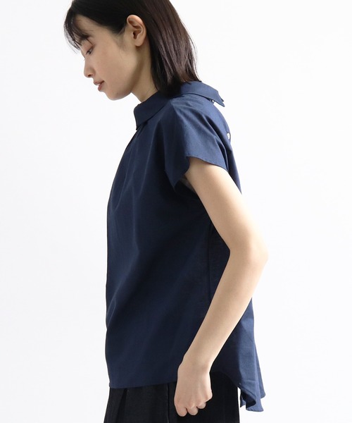 ALCEDO (アルセド)の「【 ALCEDO / アルセド 】 バックボタンリネンブラウス 111001 2 3 BL ALI(シャツ/ブラウス・レディース・ホワイト/アイボリー/ネイビー系・FREE)」の9枚目の写真