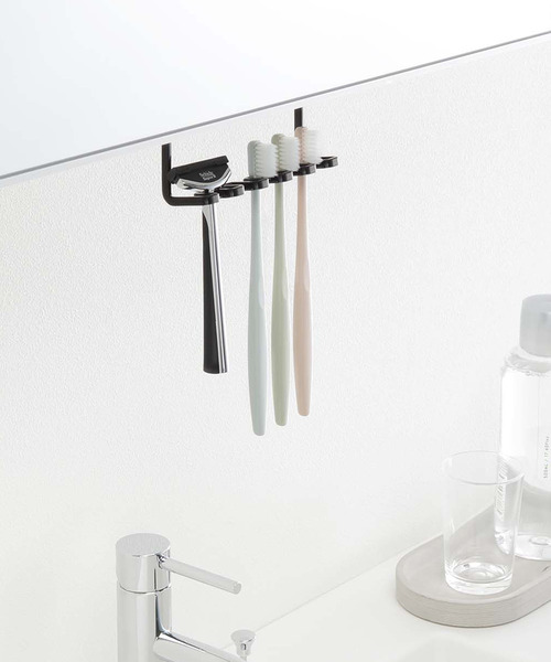 LBC(エルビーシー)の「【WEB限定】tower 戸棚下歯ブラシホルダ−(収納グッズ・レディース・ホワイト/ブラック・FREE)」の8枚目の写真