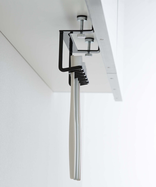 LBC(エルビーシー)の「【WEB限定】tower 戸棚下歯ブラシホルダ−(収納グッズ・レディース・ホワイト/ブラック・FREE)」の15枚目の写真