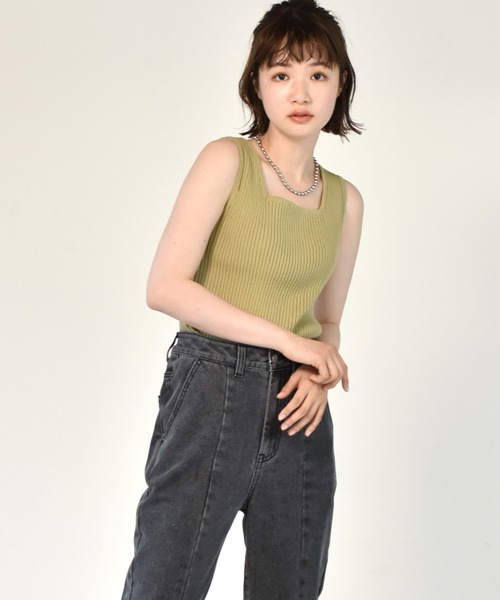 RETRO GIRL(レトロガール)の「スクエアリブニットタンク(タンクトップ・レディース・ライトグレー/ブラック/オフホワイト/オレンジ/グリーン・FREE)」の4枚目の写真