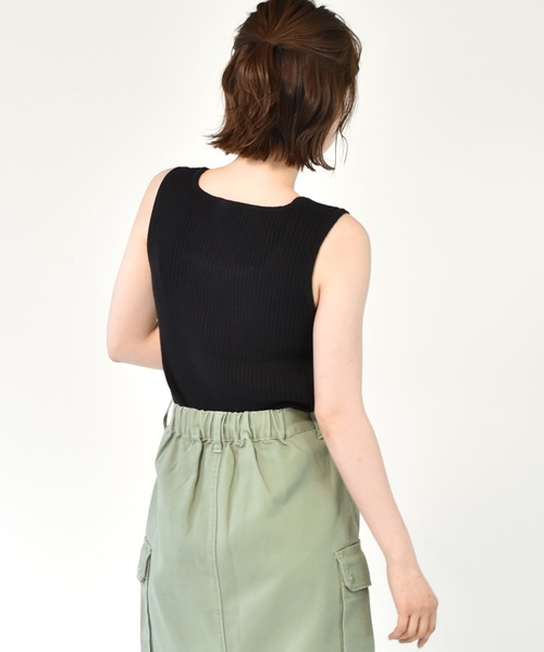 RETRO GIRL(レトロガール)の「スクエアリブニットタンク(タンクトップ・レディース・ライトグレー/ブラック/オフホワイト/オレンジ/グリーン・FREE)」の10枚目の写真