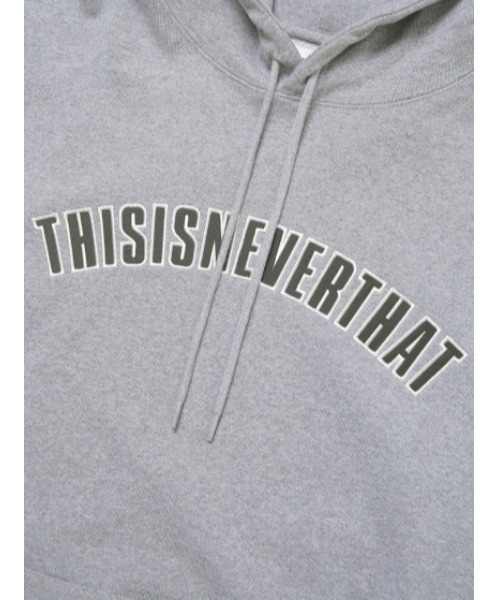 thisisneverthat(ディスイズネバーザット)の「NEW ARC HOODED SWEATSHIRT(パーカー・メンズ・ブラック/ネイビー/グレー/イエロー系その他・S/M/L/XL)」の10枚目の写真