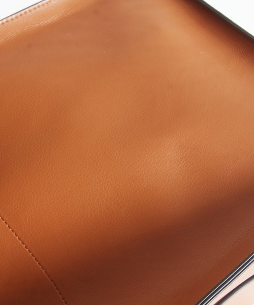 &. NOSTALGIA(アンドドットノスタルジア)の「扇形トートバッグ ラージ(トートバッグ・レディース・キャメル/グレイッシュベージュ/アイボリー/ブルー/ブラック系その他/ブラウン系その他/ベージュ系その他・FREE)」の22枚目の写真