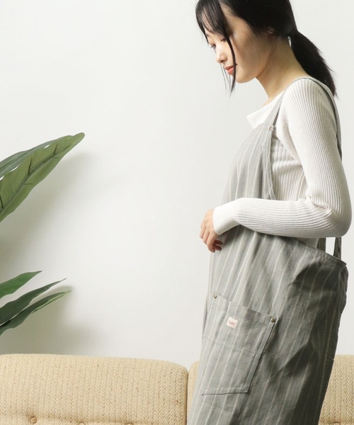 salle de bal（サルデバル）の「switch / スイッチ  ロングエプロン H型 胸当て エプロン Htype  ベンジャミン ジャスミン チェックミン AMG-37-23 FRH（エプロン・レディース・グリーン/アイボリー/ブラック/ライトグレー/ネイビー/ダークグレー/マスタード/ダークブルー/ホワイト系その他/ホワイト・FREE）」の18枚目の写真