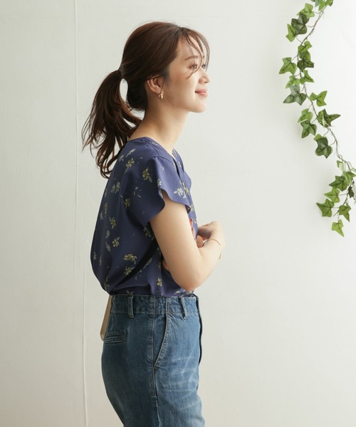 URBAN RESEARCH DOORS（アーバンリサーチドアーズ）の「フラワー