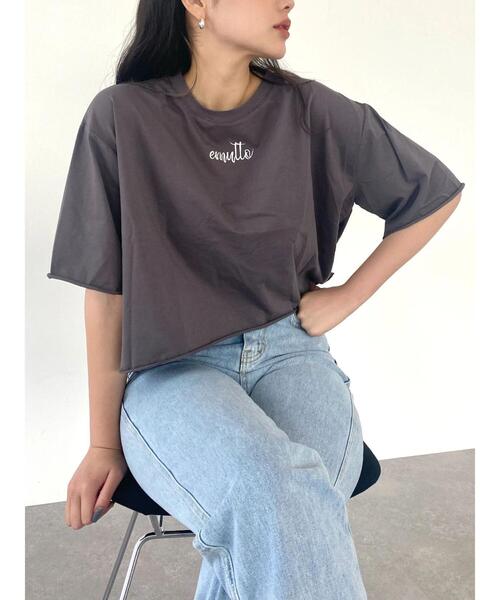 emutto（エミュット）の「【オリジナル】emutto刺繍 クロップT（Tシャツ/カットソー・レディース・ホワイト/ブルー/チャコールグレー・FREE）」の8枚目の写真