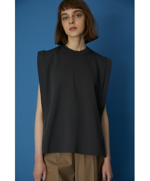 RIM.ARK（リムアーク）の「Square knit vest（タンクトップ・レディース・ネイビー/グレー/ライトベージュ・FREE）」の2枚目の写真
