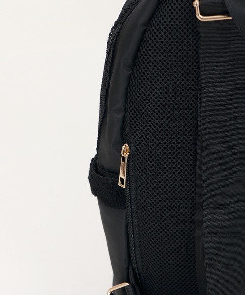 axes femme（アクシーズファム）の「ポケット付きナイロンリュック