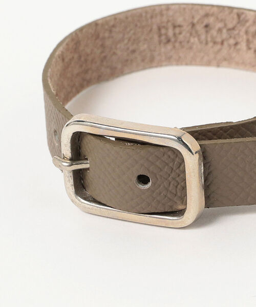 BEAMS LIGHTS(ビームスライツ)の「BEAMS LIGHTS / レザー ナロー ブレスレット(ブレスレット・メンズ・ベージュ/ブラック・ONE SIZE)」の7枚目の写真