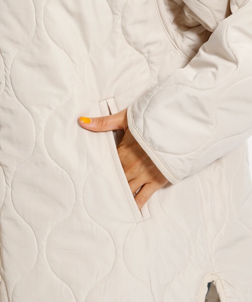 niko and...（ニコアンド）の「洗えるマルチキルティングジャケット（ノーカラージャケット・レディース・カーキ/アイボリー/チャコール・MEDIUM/LARGE）」の11枚目の写真