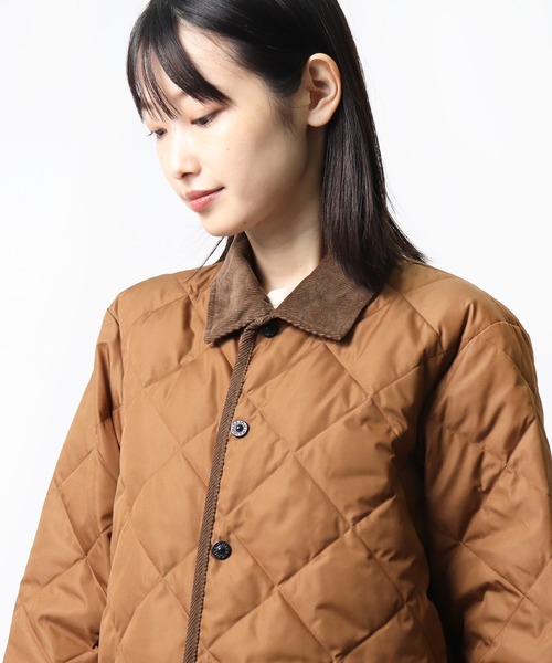 TAION(タイオン)の「【 TAION / タイオン 】パイピングバイカラーロングダウンコート TAION109C1LONG DON(ダウンジャケット/コート・レディース・ネイビー/ブラック/ブラウン/グレー/カーキ/ベージュ・M/S/XS)」の4枚目の写真
