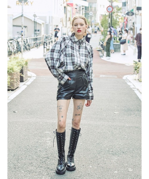 jouetie（ジュエティ）の「パイピングドルマンシャツ（シャツ/ブラウス・レディース・ブラック/レッド/ベージュ・MEDIUM）」の8枚目の写真