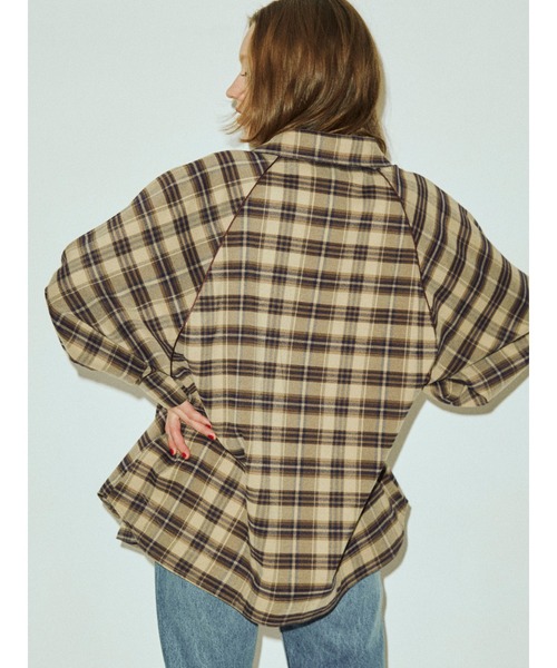 jouetie（ジュエティ）の「パイピングドルマンシャツ（シャツ/ブラウス・レディース・ブラック/レッド/ベージュ・MEDIUM）」の20枚目の写真