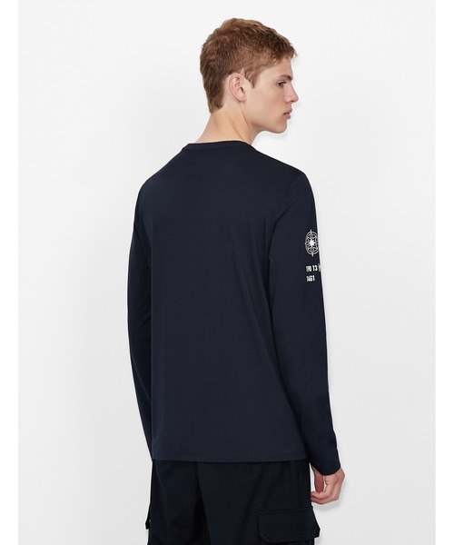 ARMANI EXCHANGE(アルマーニエクスチェンジ)の「【A|X アルマーニ エクスチェンジ】ロゴスリーブ 長袖クルーネックTシャツ/SLIM(Tシャツ/カットソー・メンズ・ブラック/ネイビー・LARGE/SMALL/X-LARGE/MEDIUM/X-SMALL)」の7枚目の写真