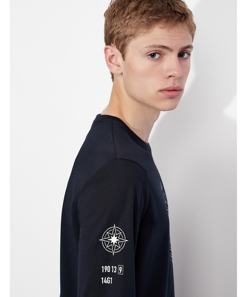 ARMANI EXCHANGE(アルマーニエクスチェンジ)の「【A|X アルマーニ エクスチェンジ】ロゴスリーブ 長袖クルーネックTシャツ/SLIM(Tシャツ/カットソー・メンズ・ブラック/ネイビー・LARGE/SMALL/X-LARGE/MEDIUM/X-SMALL)」の9枚目の写真