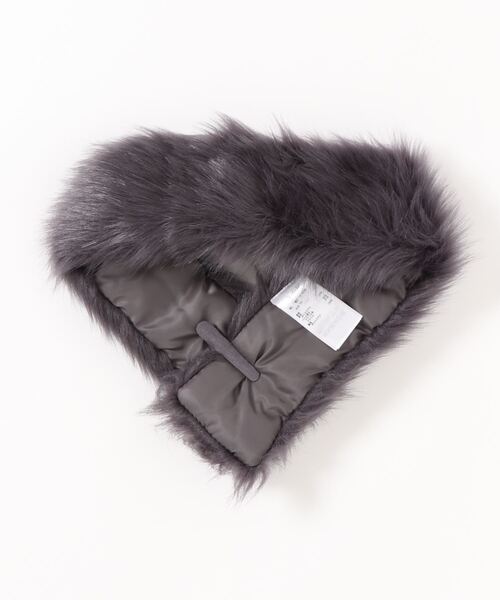 Te chichi(テチチ)の「ファーティペット(ネックウォーマー/スヌード・レディース・オフホワイト/グレー/モカ・フリ-)」の4枚目の写真