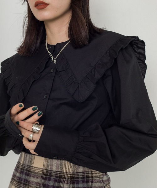 w closet（ダブルクローゼット）の「フリルセーラーカラー衿ブラウス（シャツ/ブラウス・レディース・ブラック/オフホワイト・FREE）」の2枚目の写真