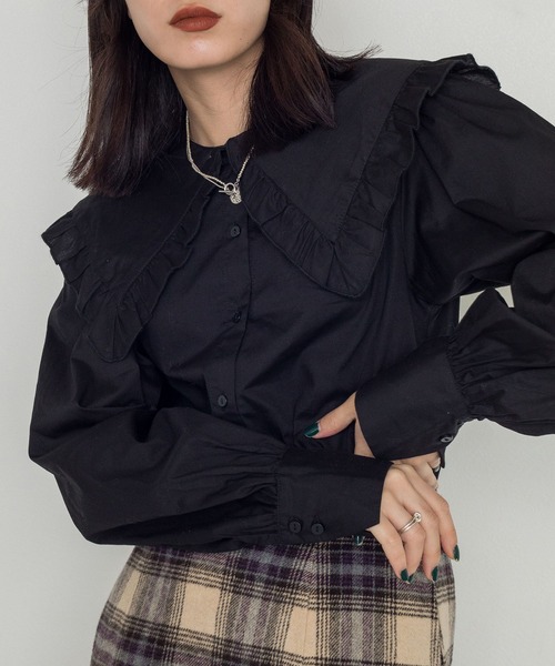 w closet（ダブルクローゼット）の「フリルセーラーカラー衿ブラウス（シャツ/ブラウス・レディース・ブラック/オフホワイト・FREE）」の8枚目の写真