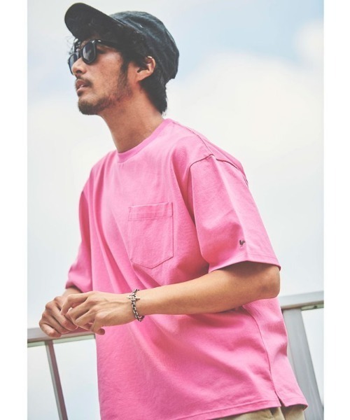 Modern Amusement(モダンアミューズメント)の「ModernAmusement/モダンアミューズメント/POCKET TEE(Tシャツ/カットソー・メンズ・ピンク/グレー/ブラック/グリーン/ブルー・LARGE/MEDIUM/SMALL)」の5枚目の写真