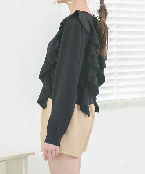 Newlyme(ニューリーミー)の「2WAYリボンフリルショルダーニット(ニット/セーター・レディース・アイボリー/モカ/ベージュ/ラベンダー/ブラック・X-LARGE/MEDIUM/LARGE/XX-LARGE)」の8枚目の写真