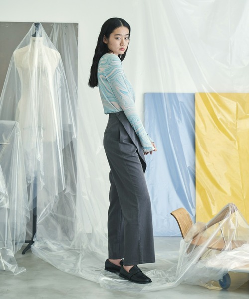 VACANCY（ヴァカンシー）の「アシンメトリーラップスラックスパンツ（スラックス・レディース・ブラック/ブルー・FREE）」の13枚目の写真