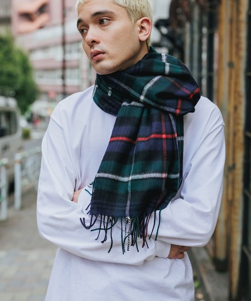 Johnstons of Elgin(ジョンストンズオブエルガン)の「Johnstons/ジョンストンズ ストール 無地 チェック カシミヤ(ストール/ショール・メンズ・ネイビー/グレー/マルチ/ブラック系その他/グレー系その他/グリーン系その他/ブルー系その他/バーガンディー/レッド系その他/チャコール/ブラック系その他2/ブルー系その他2/ブルー系その他3/レッド系その他2/ライトピンク/グレー系その他2/キャメル/ナチュラル/グリーン/カーキ/ピンク/イエロー/オレンジ/レッド/ブラウン・FREE)」の12枚目の写真
