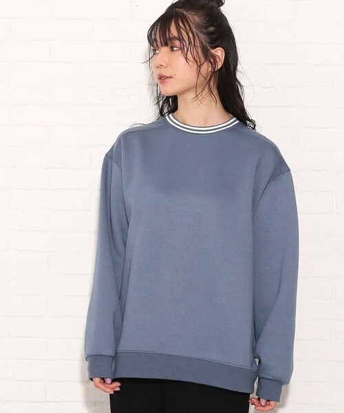 Cutie Blonde(キューティーブロンド)の「◆【S-L】首元ライン裏起毛のスウェット(スウェット・レディース・グレー系その他/ナチュラル/ネイビー・01/02/03)」の6枚目の写真