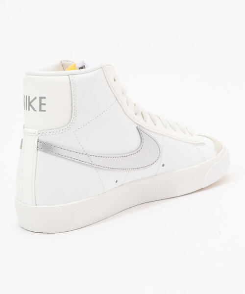 NIKE（ナイキ）の「NIKE Blazer MID '77 スニーカー（スニーカー・レディース・ホワイト系その他/ピンク系その他・25/23）」の5枚目の写真