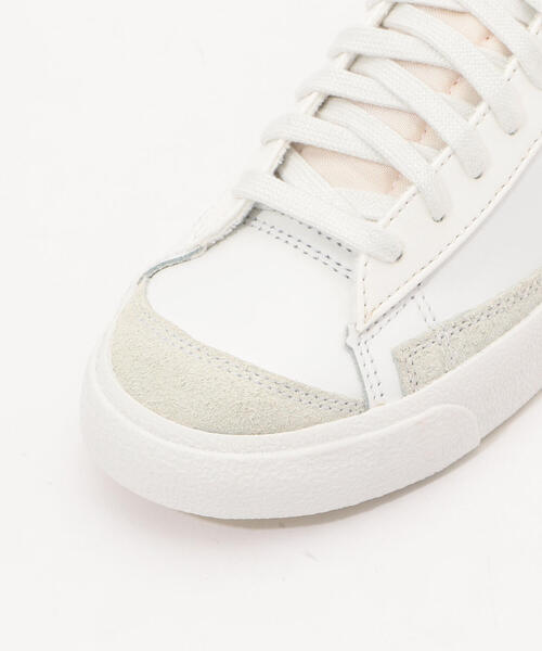 NIKE（ナイキ）の「NIKE Blazer MID '77 スニーカー（スニーカー・レディース・ホワイト系その他/ピンク系その他・25/23）」の6枚目の写真