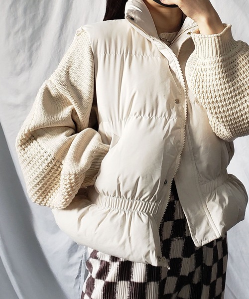 me+em select（ミームセレクト）の「【 5色展開 】編み切替ボリュームスリーブカラーショートニット（ニット/セーター・レディース・ブラック/ベージュ/レッド/グリーン/アイボリー・FREE）」の20枚目の写真