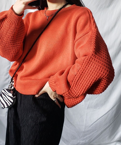 me+em select（ミームセレクト）の「【 5色展開 】編み切替ボリュームスリーブカラーショートニット（ニット/セーター・レディース・ブラック/ベージュ/レッド/グリーン/アイボリー・FREE）」の10枚目の写真