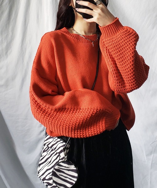 me+em select（ミームセレクト）の「【 5色展開 】編み切替ボリュームスリーブカラーショートニット（ニット/セーター・レディース・ブラック/ベージュ/レッド/グリーン/アイボリー・FREE）」の6枚目の写真