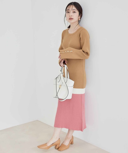 vis-`a-vis（ビサビ）の「【WEB限定】バイカラーニットワンピース（ワンピース・レディース・ブラック/キャメル・FREE）」の14枚目の写真